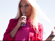 Красиво отодрал нежную блондинку которая дышит к нему не равнодушно