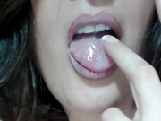 Зрелая тетя SEXYVEGA три часа показывает свои прелести по онлайн трансляции