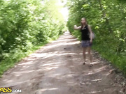 Оплатила дорогу натурой